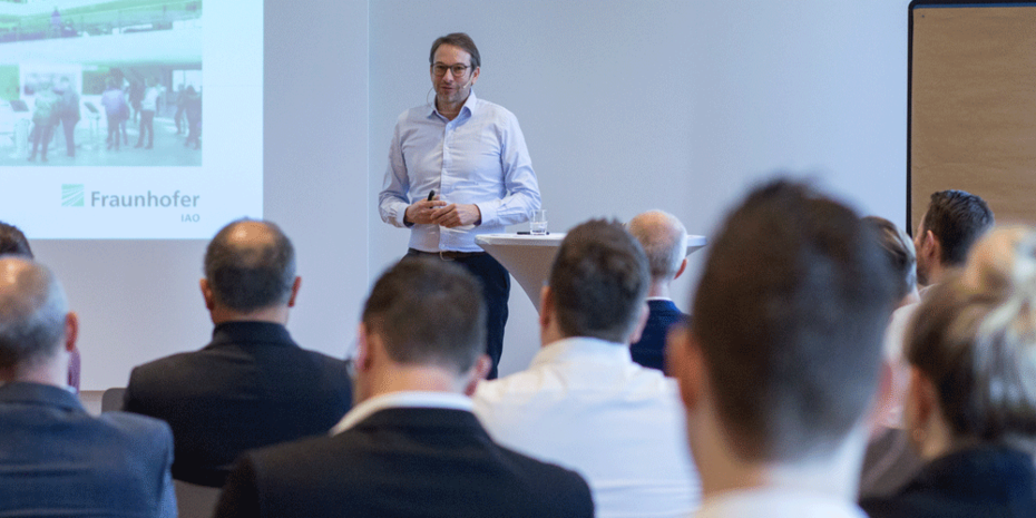 Redner beim Kundenforum
